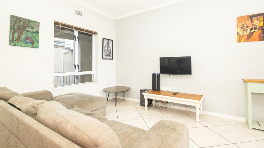 2 Bedroom Property for Sale in Buh Rein Estate Western Cape